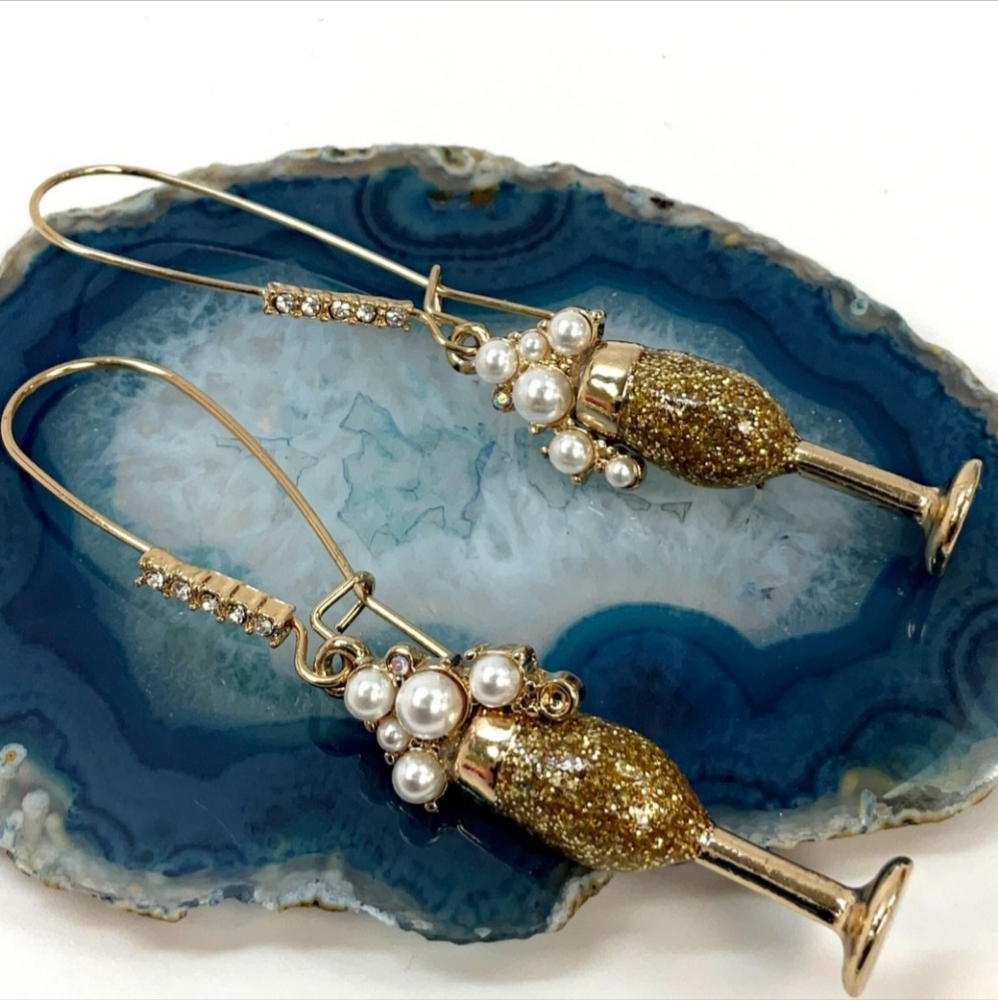 Betsey Johnson Champagne Dangle Earrings - Picture 2 of 16